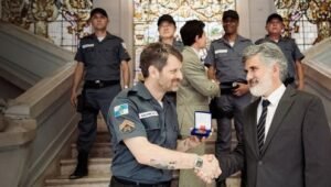 Cidade de Deus: A Luta Não Para: 1×3